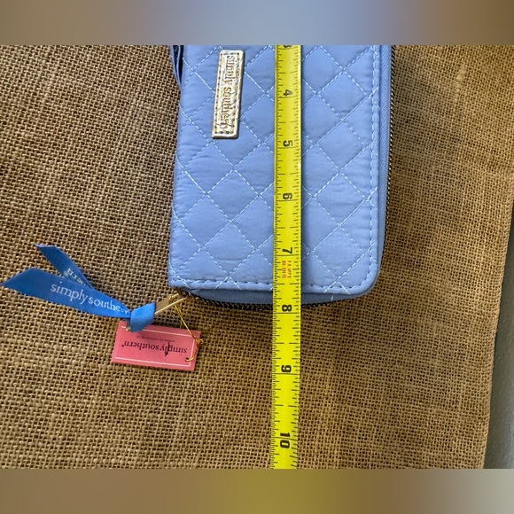 NWT SIMPLY SOUTHERN
Cell Phone Wristlet Wallet Iris Blue - Picture 4 of 5